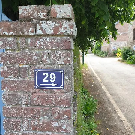 Les Volets Bleus De Les Roses 度假居 沃勒莱罗斯