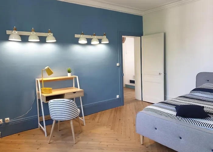 Les Volets Bleus De Les Roses Veules-les-Roses